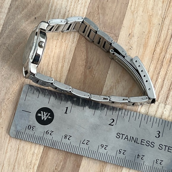 Armitron Ladies Watch Now Model Stainless Bracelet, Case, and Round Dial - Picture 11 of 11